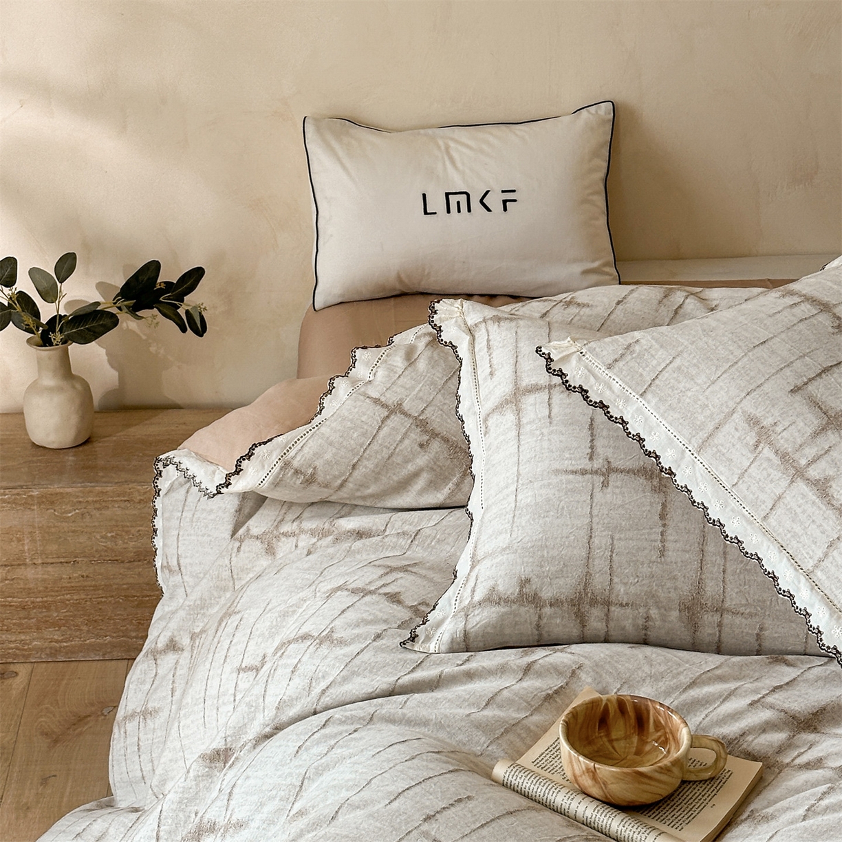 91家纺网 家纺一手货源 找家纺 蓝米卡夫 2025秋冬-棉麻色织全棉提花60支磨毛花边款（礼盒包装）提供买家秀 无限之光-卡其