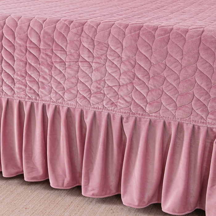 91家纺网 家纺一手货源 找家纺 畅畅家纺 2025新款冬季12斤加厚轻奢款230克全消光立体雕花牛奶绒夹棉床盖四件套 轻奢花语-豆沙