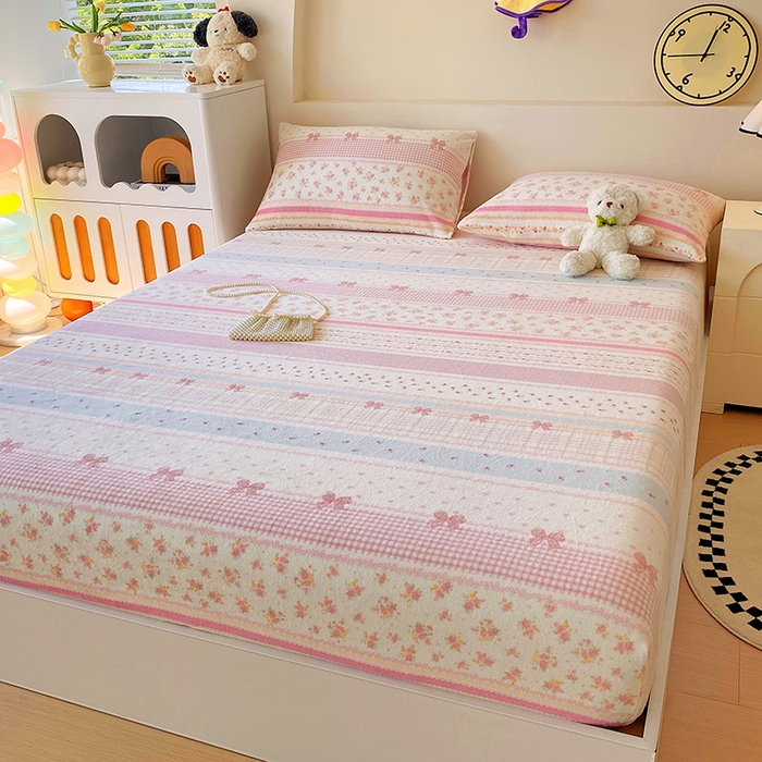 91家纺网 家纺一手货源 找家纺 艾橙家纺 2025秋冬新款高克重牛奶绒印花床笠单品床笠床笠单件 春色结语