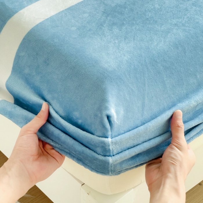 91家纺网 家纺一手货源 找家纺 艾橙家纺 2025秋冬新款高克重牛奶绒印花床笠单品床笠床笠单件 风车小鹿