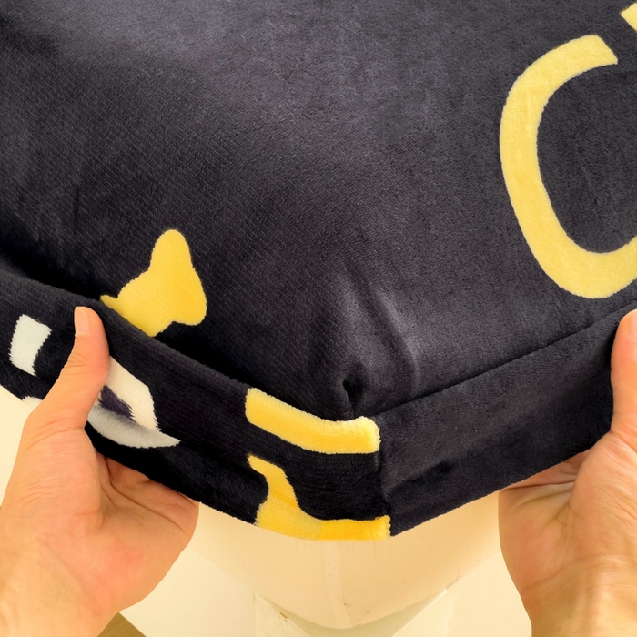 91家纺网 家纺一手货源 找家纺 艾橙家纺 2025秋冬新款高克重牛奶绒印花床笠单品床笠床笠单件 柯基