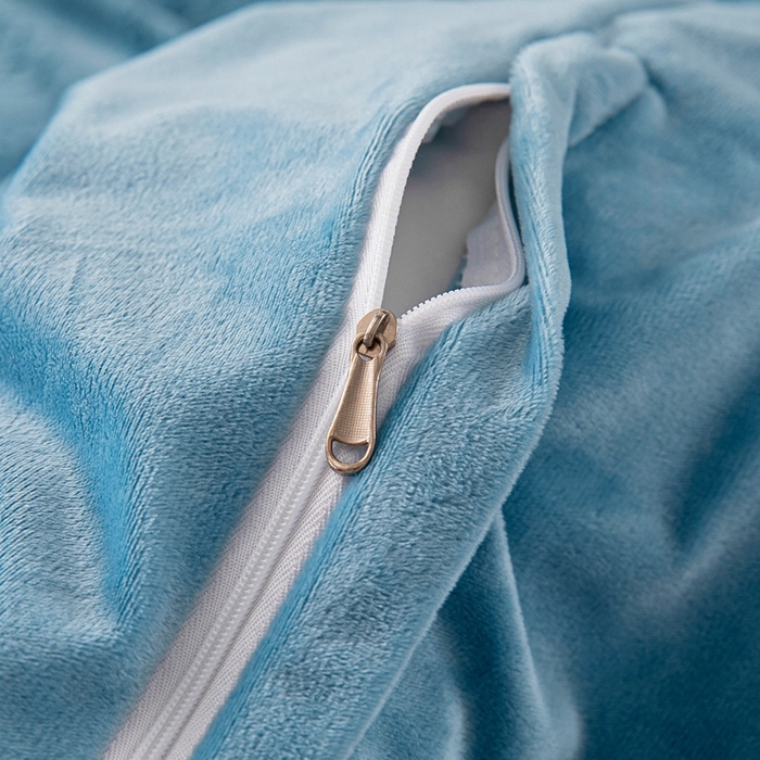 91家纺网 家纺一手货源 找家纺 畅畅家纺 2025新款冬季12斤加厚轻奢款230克全消光立体雕花牛奶绒夹棉床盖四件套 轻奢花语-蓝色