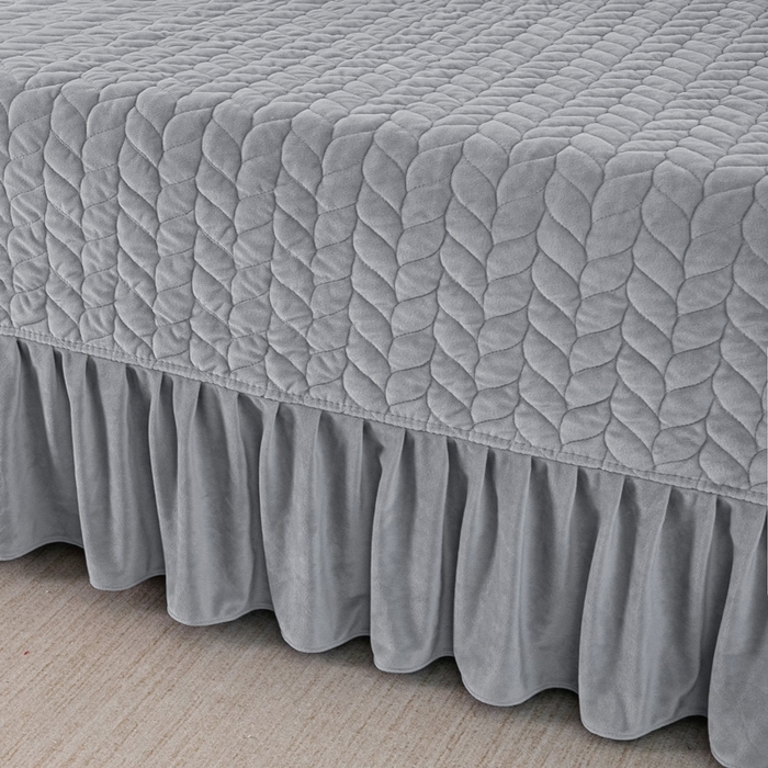 91家纺网 家纺一手货源 找家纺 畅畅家纺 2025新款冬季12斤加厚轻奢款230克全消光立体雕花牛奶绒夹棉床盖四件套 轻奢花语-深灰