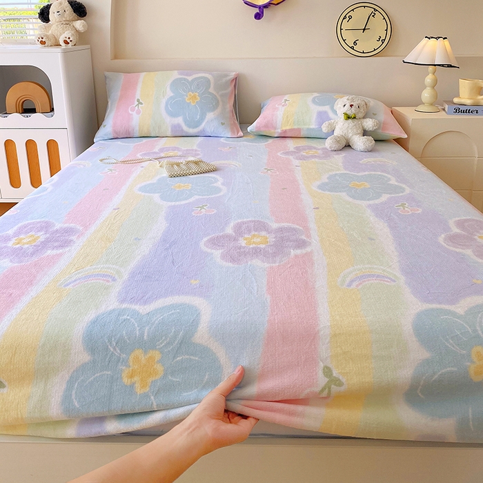 91家纺网 家纺一手货源 找家纺 艾橙家纺 2025秋冬新款高克重牛奶绒印花床笠单品床笠床笠单件 七彩花梦