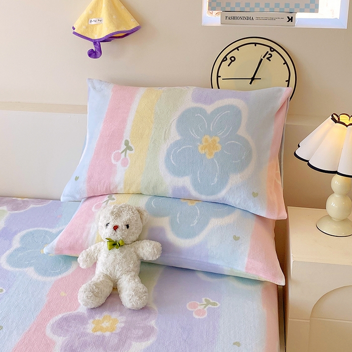 91家纺网 家纺一手货源 找家纺 艾橙家纺 2025秋冬新款高克重牛奶绒印花床笠单品床笠床笠单件 七彩花梦