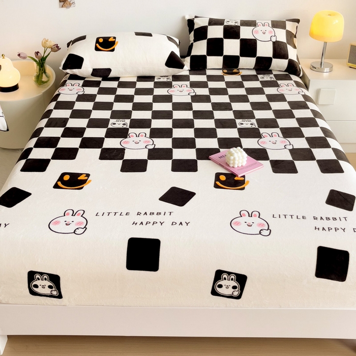 91家纺网 家纺一手货源 找家纺 艾橙家纺 2025秋冬新款高克重牛奶绒印花床笠单品床笠床笠单件 棋盘兔