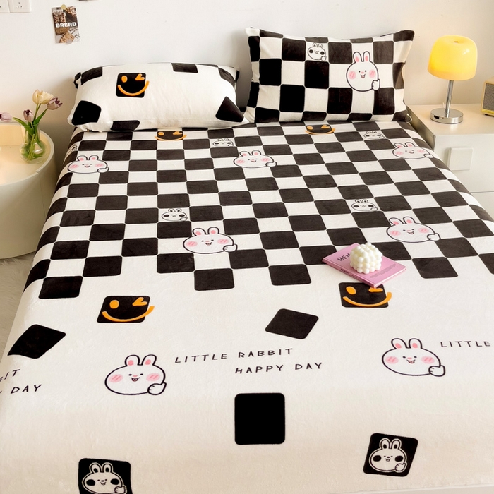 91家纺网 家纺一手货源 找家纺 艾橙家纺 2025秋冬新款高克重牛奶绒印花床笠单品床笠床笠单件 棋盘兔