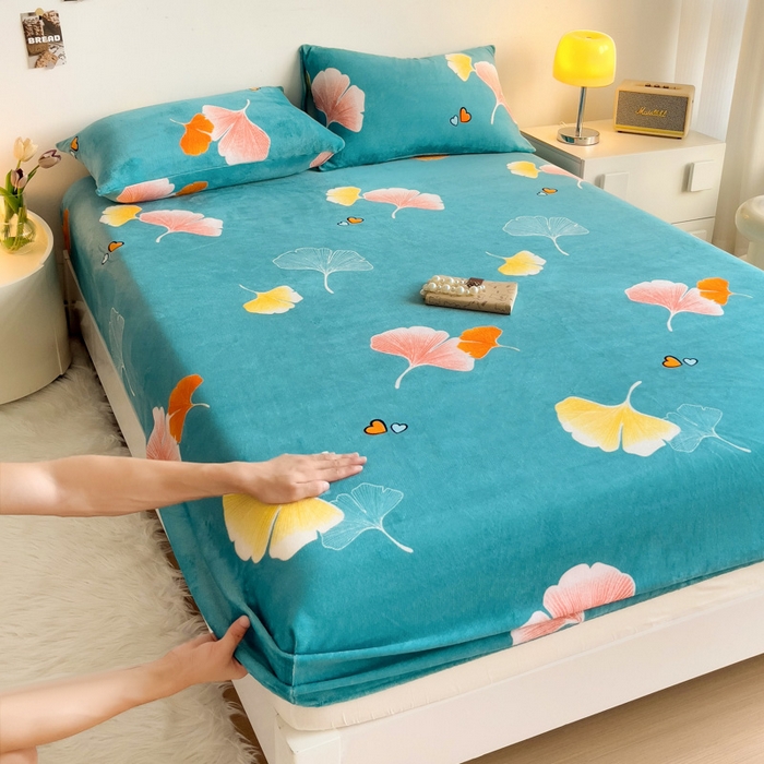 91家纺网 家纺一手货源 找家纺 艾橙家纺 2025秋冬新款高克重牛奶绒印花床笠单品床笠床笠单件 晚秋