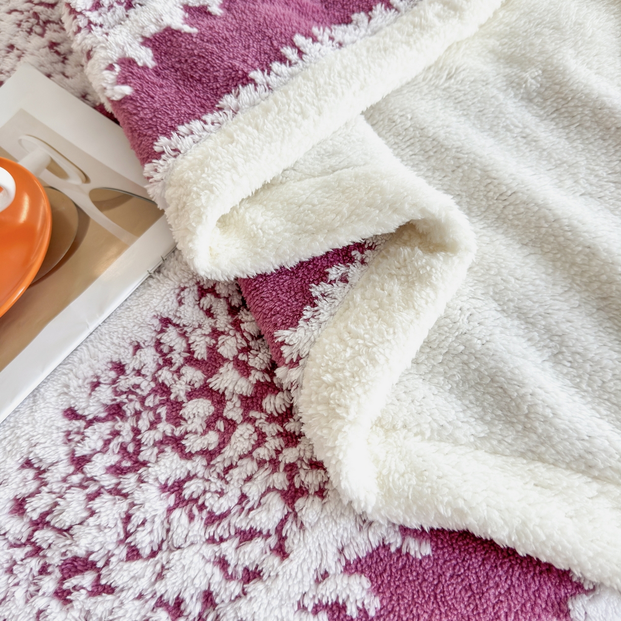 91家纺网 家纺一手货源 找家纺 畅畅家纺 2025新款加厚羊羔绒阳离子双层盖毯舒棉绒毛毯春秋冬夏盖毯 拉斐尔-玫红