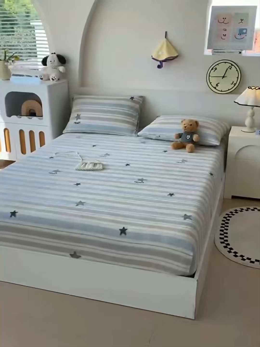 91家纺网 家纺一手货源 找家纺 艾橙家纺 2025秋冬新款高克重牛奶绒印花床笠单品床笠床笠单件 心动旋律