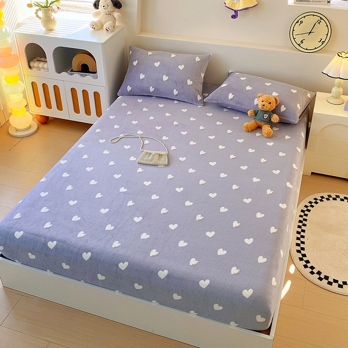 91家纺网 家纺一手货源 找家纺 艾橙家纺 2025秋冬新款高克重牛奶绒印花床笠单品床笠床笠单件 心心相印-灰