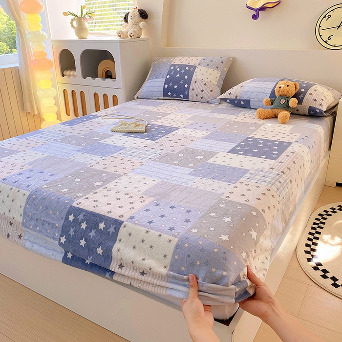 91家纺网 家纺一手货源 找家纺 艾橙家纺 2025秋冬新款高克重牛奶绒印花床笠单品床笠床笠单件 星河