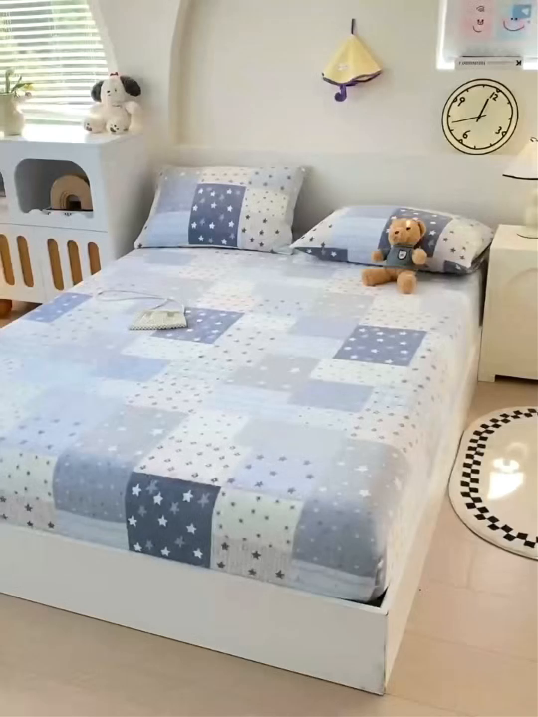 91家纺网 家纺一手货源 找家纺 艾橙家纺 2025秋冬新款高克重牛奶绒印花床笠单品床笠床笠单件 星河