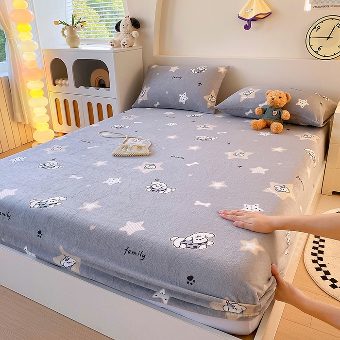 艾橙家纺 2025秋冬新款高克重牛奶绒印花床笠单品床笠床笠单件 星际宝贝