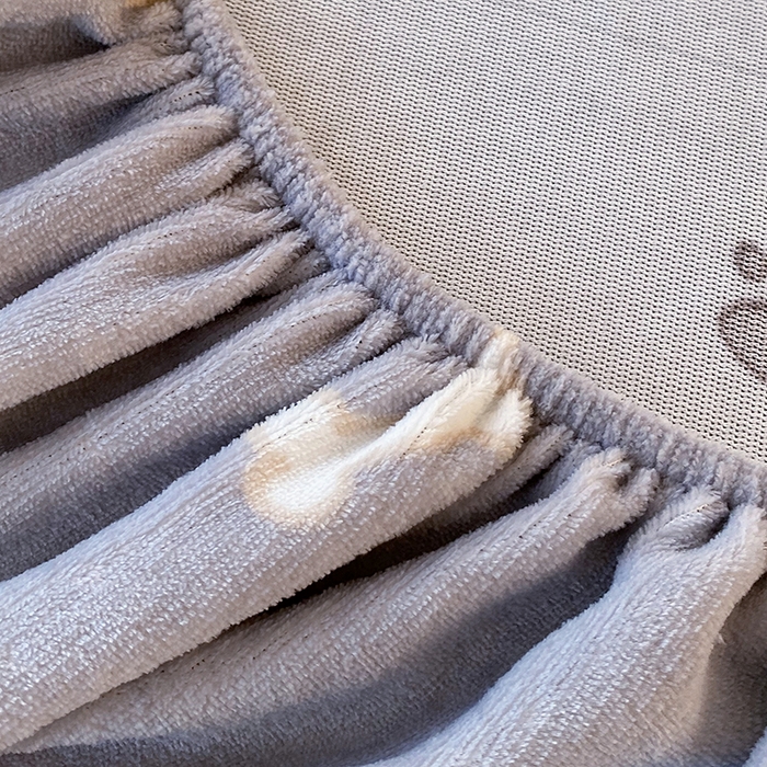 91家纺网 家纺一手货源 找家纺 艾橙家纺 2025秋冬新款高克重牛奶绒印花床笠单品床笠床笠单件 星际宝贝