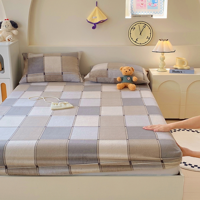 91家纺网 家纺一手货源 找家纺 艾橙家纺 2025秋冬新款高克重牛奶绒印花床笠单品床笠床笠单件 雅致格调