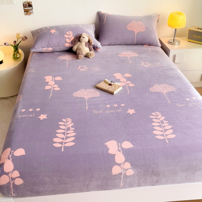 91家纺网 家纺一手货源 找家纺 艾橙家纺 2025秋冬新款高克重牛奶绒印花床笠单品床笠床笠单件 银杏叶