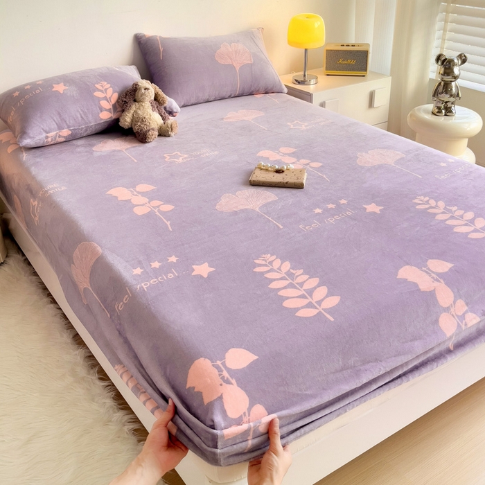 91家纺网 家纺一手货源 找家纺 艾橙家纺 2025秋冬新款高克重牛奶绒印花床笠单品床笠床笠单件 银杏叶