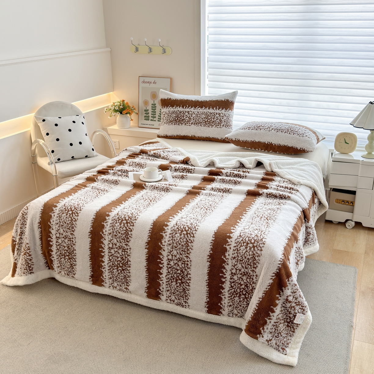 91家纺网 家纺一手货源 找家纺 畅畅家纺 2025新款加厚羊羔绒阳离子双层盖毯舒棉绒毛毯春秋冬夏盖毯 拉斐尔-深咖