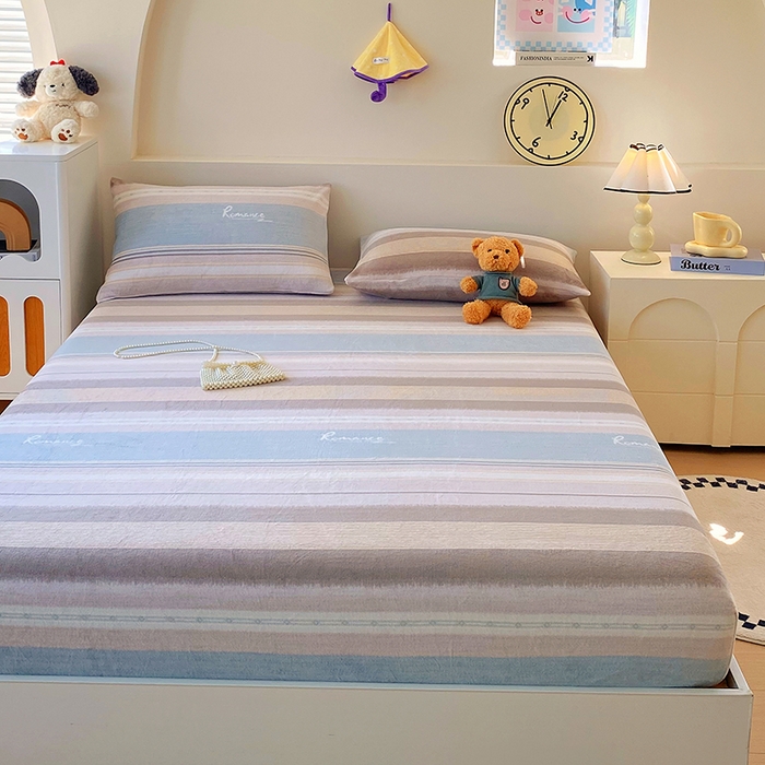 91家纺网 家纺一手货源 找家纺 艾橙家纺 2025秋冬新款高克重牛奶绒印花床笠单品床笠床笠单件 英伦之旅-兰