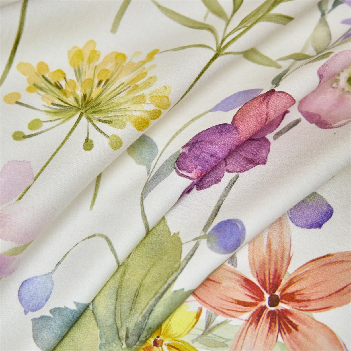 91家纺网 家纺一手货源 找家纺 蓝米卡夫 2025秋冬-全棉60支磨毛数码印花-花边款（礼盒包装）提供买家秀 博尔塔拉