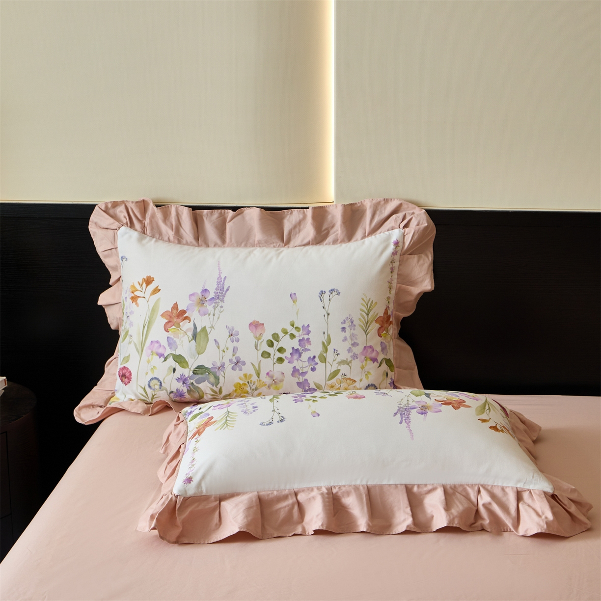 91家纺网 家纺一手货源 找家纺 蓝米卡夫 2025秋冬-全棉60支磨毛数码印花-花边款（礼盒包装）提供买家秀 博尔塔拉