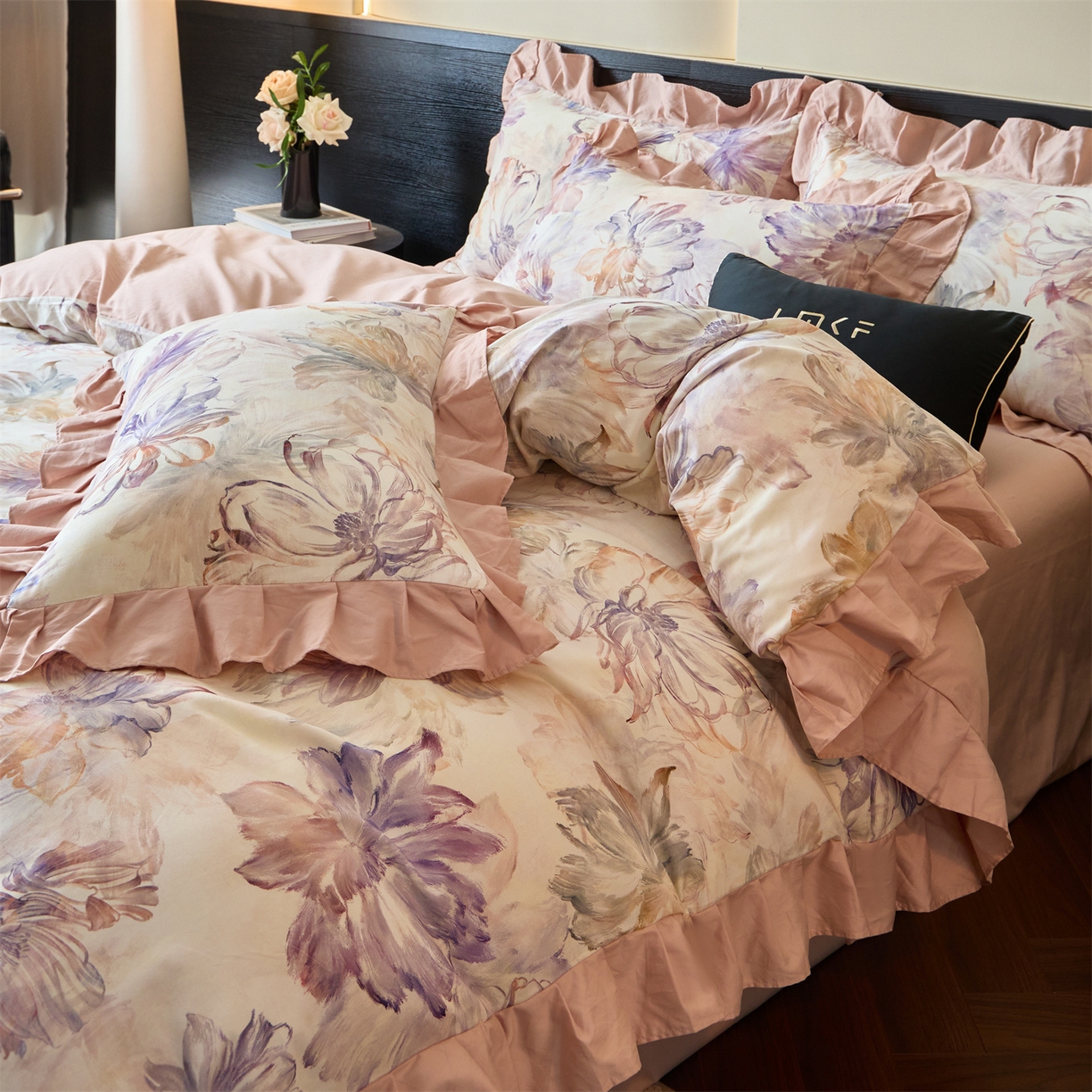 91家纺网 家纺一手货源 找家纺 蓝米卡夫 2025秋冬-全棉60支磨毛数码印花-花边款（礼盒包装）提供买家秀 禾木