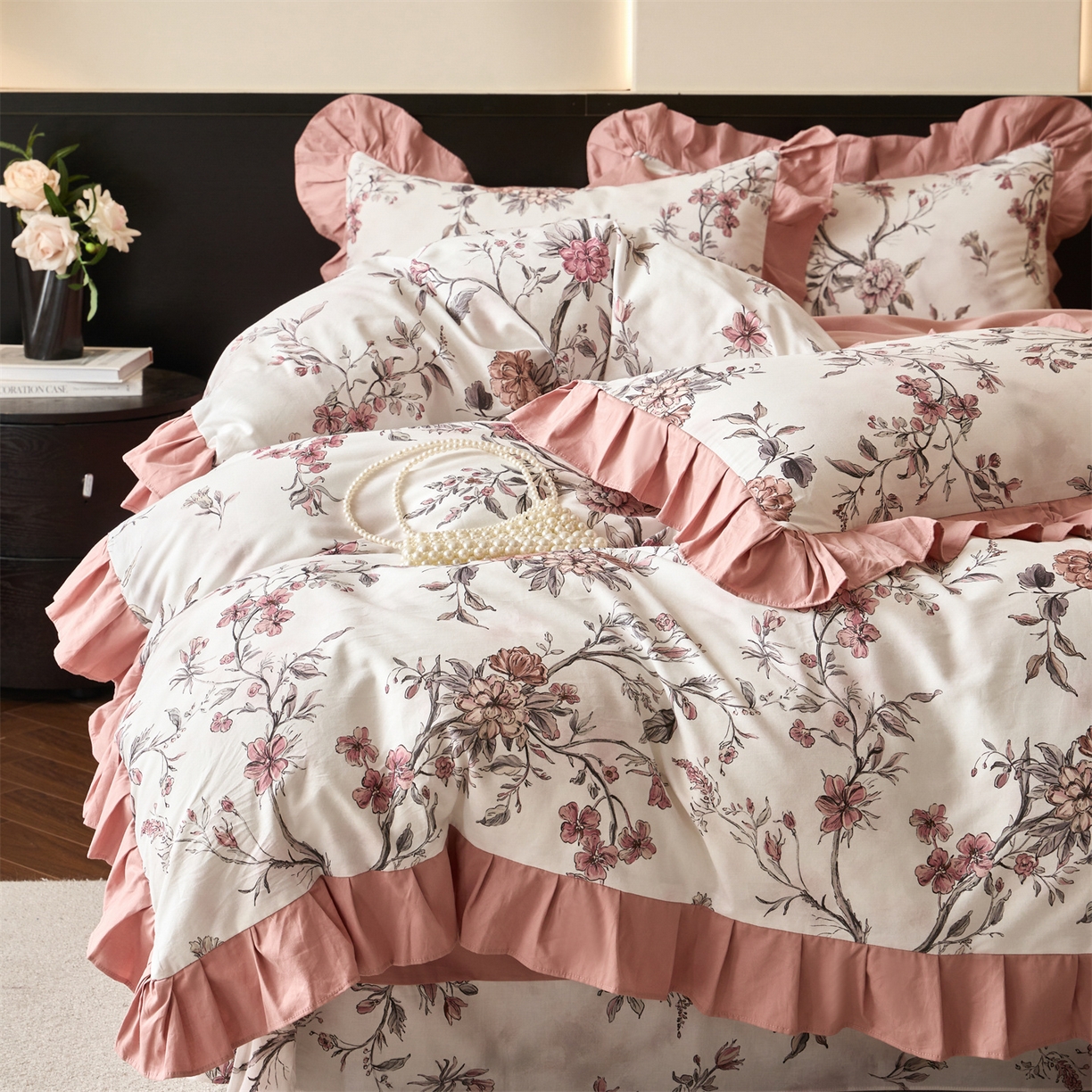 91家纺网 家纺一手货源 找家纺 蓝米卡夫 2025秋冬-全棉60支磨毛数码印花-花边款（礼盒包装）提供买家秀 挽花卿