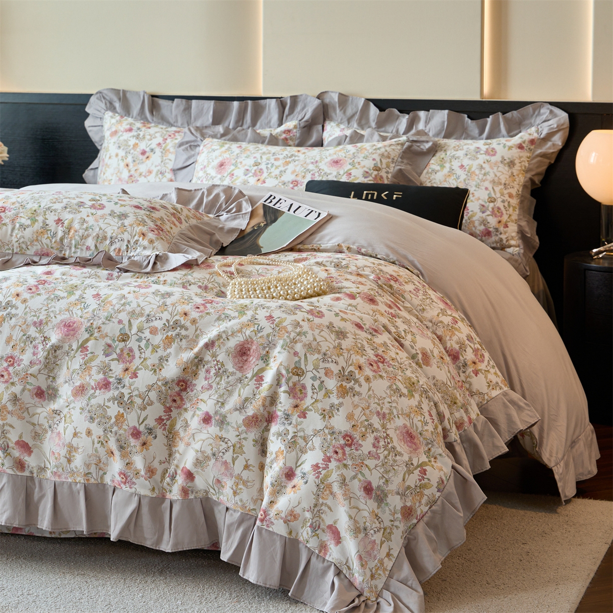 91家纺网 家纺一手货源 找家纺 蓝米卡夫 2025秋冬-全棉60支磨毛数码印花-花边款（礼盒包装）提供买家秀 伊犁