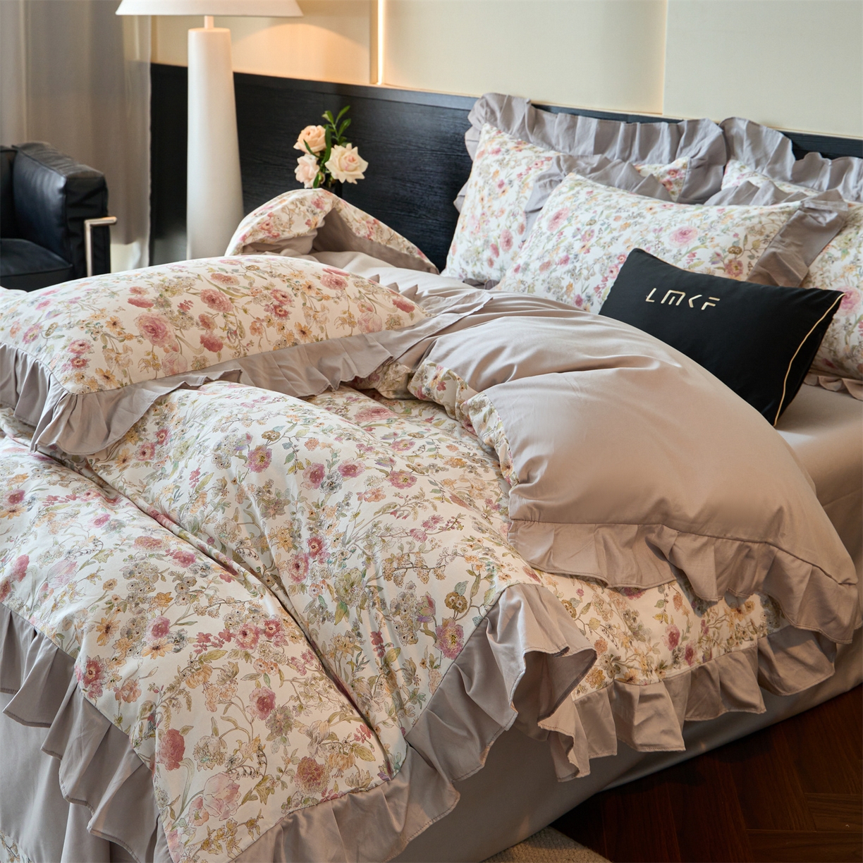 91家纺网 家纺一手货源 找家纺 蓝米卡夫 2025秋冬-全棉60支磨毛数码印花-花边款（礼盒包装）提供买家秀 伊犁