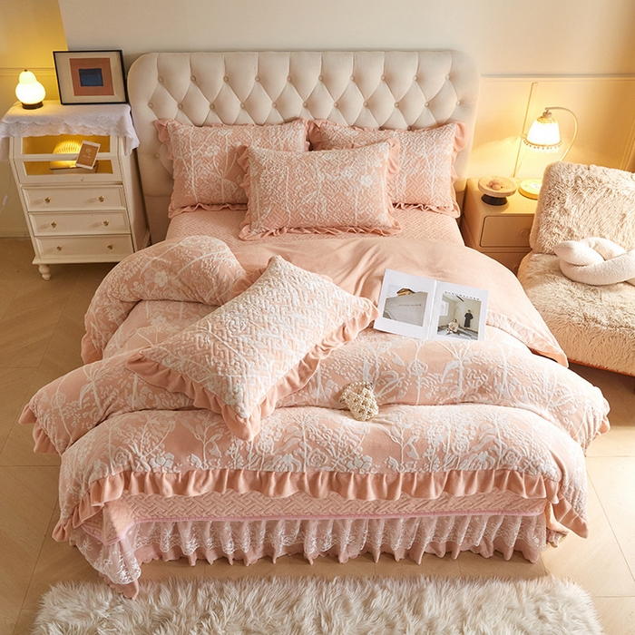 91家纺网 家纺一手货源 找家纺 （总）畅畅家纺 2025新款11斤高克重新款韩版烂花牛奶绒冬季加厚床盖四件套系列