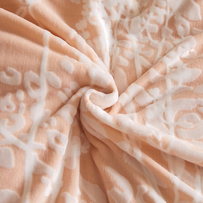 91家纺网 家纺一手货源 找家纺 畅畅家纺 2025新款11斤高克重新款韩版烂花牛奶绒冬季加厚床盖四件套系列 雾里看花-粉玉