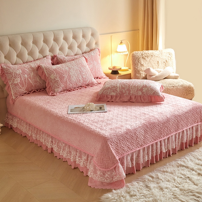 91家纺网 家纺一手货源 找家纺 畅畅家纺 2025新款11斤高克重新款韩版烂花牛奶绒冬季加厚床盖四件套系列 雾里看花-桃粉