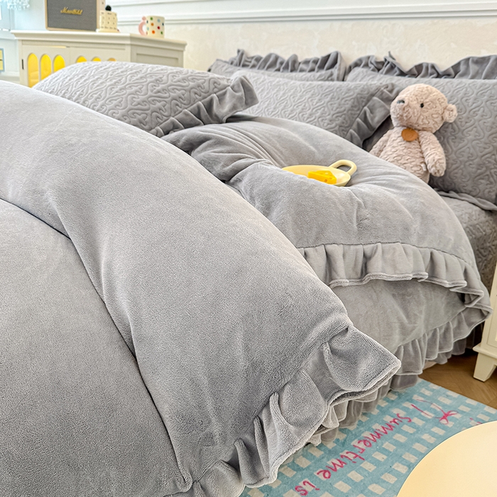 91家纺网 家纺一手货源 找家纺 （总）归属 2025新款牛奶绒床盖四件套（提供买家秀）