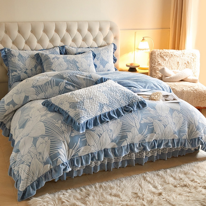 91家纺网 家纺一手货源 找家纺 畅畅家纺 2025新款11斤高克重新款韩版烂花牛奶绒冬季加厚床盖四件套系列 幽兰-海蓝