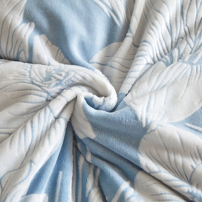 91家纺网 家纺一手货源 找家纺 畅畅家纺 2025新款11斤高克重新款韩版烂花牛奶绒冬季加厚床盖四件套系列 幽兰-海蓝