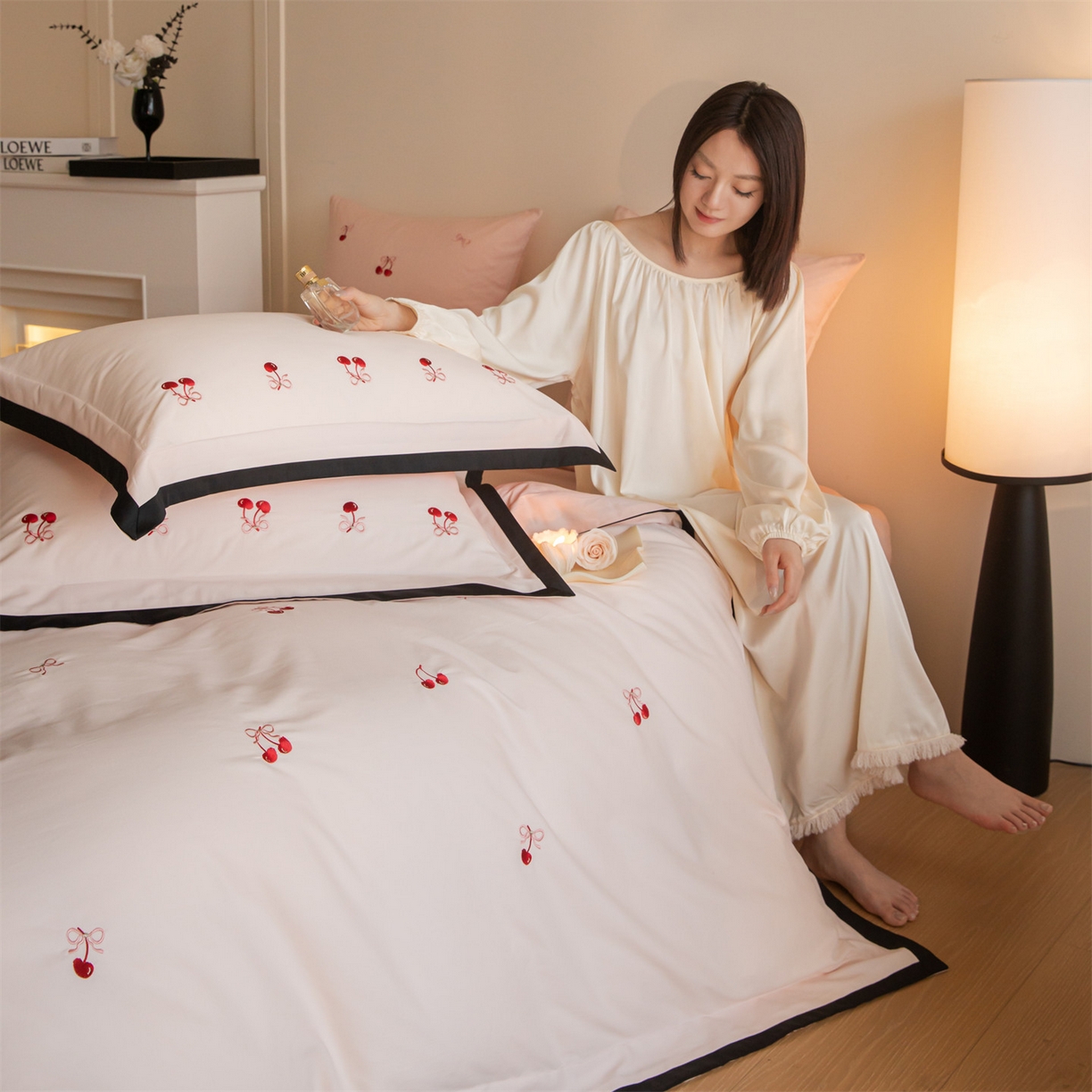 91家纺网 家纺一手货源 找家纺 蓝米卡夫 2025秋冬-全棉60支磨毛绣花-小确樱桃系列（礼盒包装）提供买家秀 小确樱桃-粉