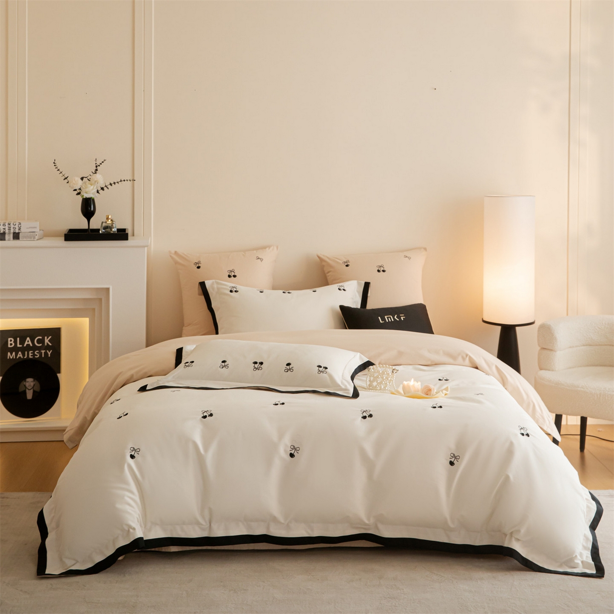 91家纺网 家纺一手货源 找家纺 蓝米卡夫 2025秋冬-全棉60支磨毛绣花-小确樱桃系列（礼盒包装）提供买家秀 小确樱桃-米