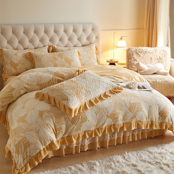 91家纺网 家纺一手货源 找家纺 畅畅家纺 2025新款11斤高克重新款韩版烂花牛奶绒冬季加厚床盖四件套系列 幽兰-嫩黄