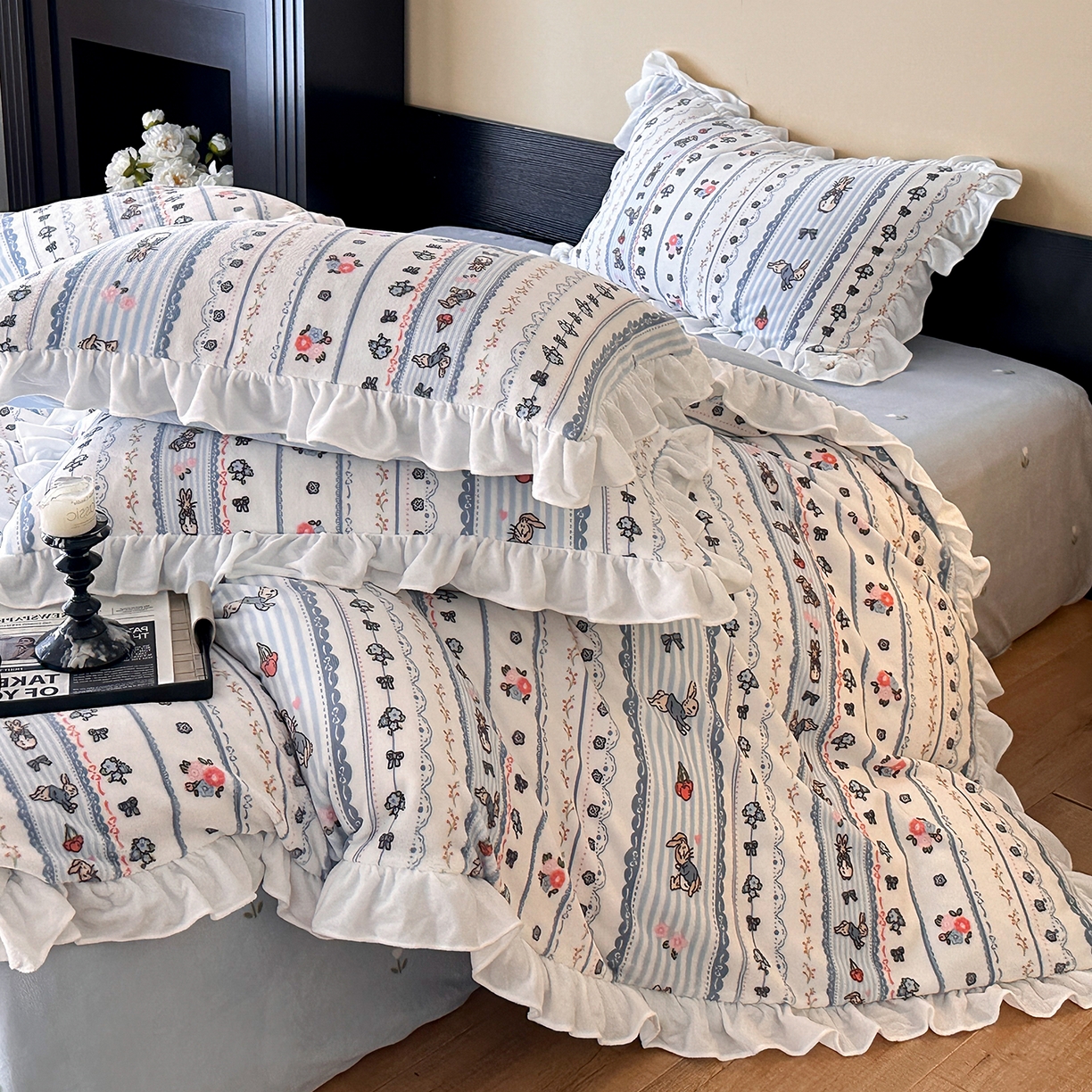 91家纺网 家纺一手货源 找家纺 三朵家纺 2025新款秋冬法式复古风法莱绒花边四件套 兰亭