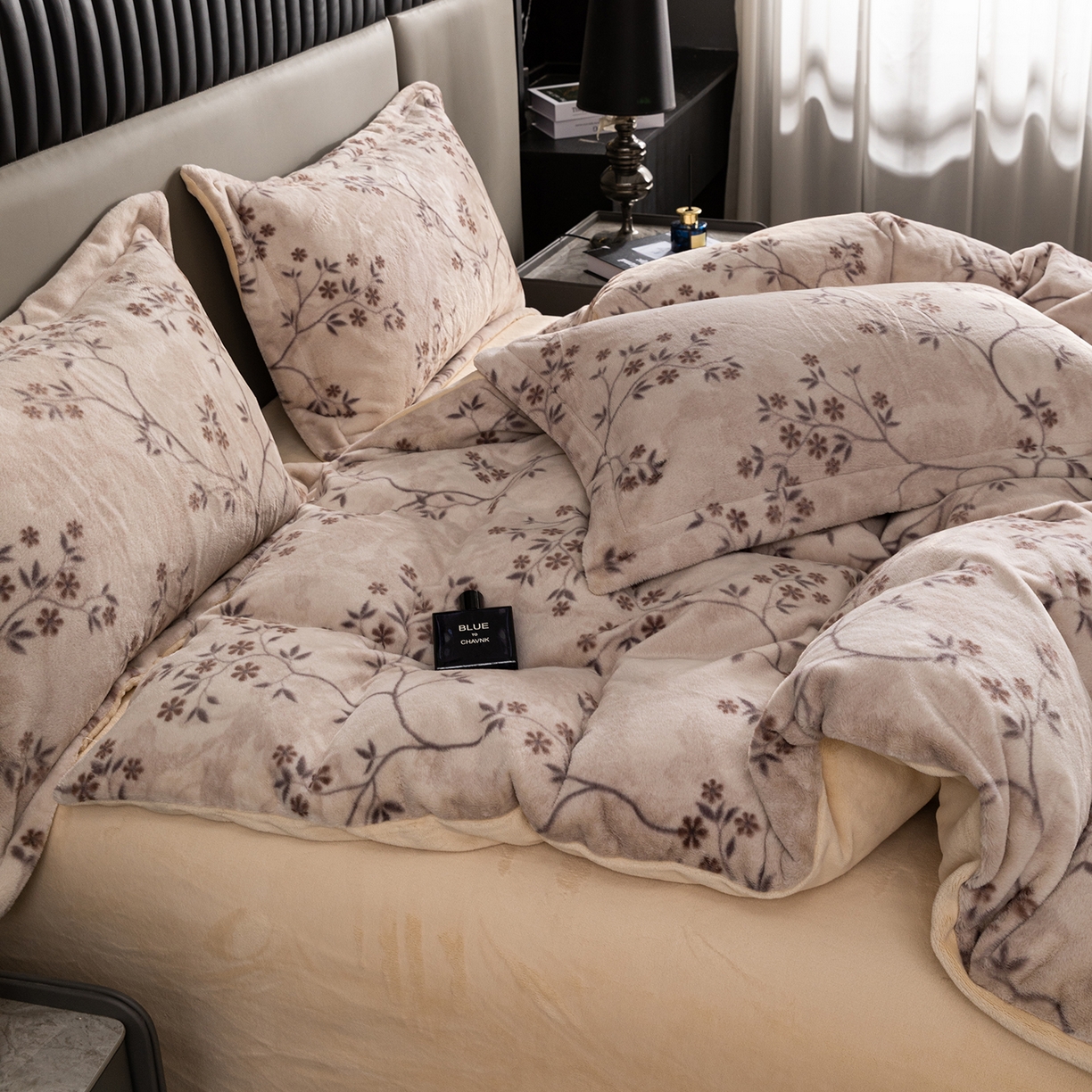 91家纺网 家纺一手货源 找家纺 （总）锦罗绣 2025新款全消光兔绒300克牛奶绒四件套