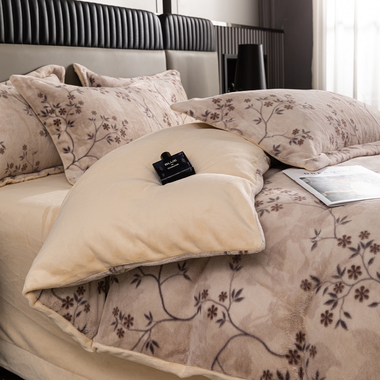 91家纺网 家纺一手货源 找家纺 （总）锦罗绣 2025新款全消光兔绒300克牛奶绒四件套