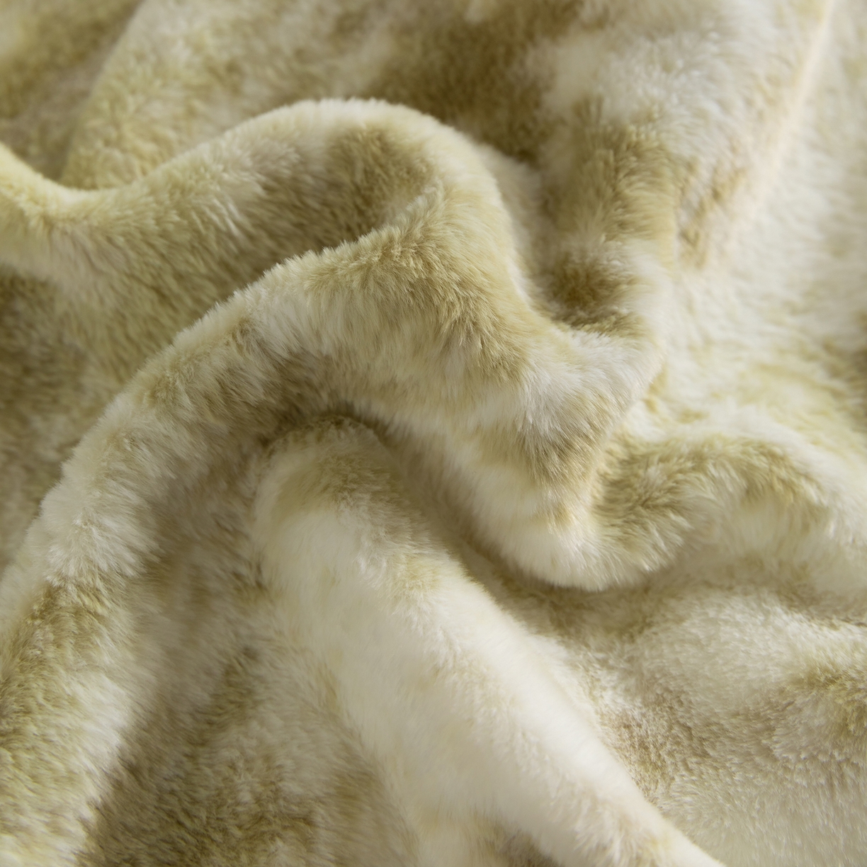 91家纺网 家纺一手货源 找家纺 锦罗绣 2025新款全消光兔绒300克牛奶绒四件套 绿野仙踪