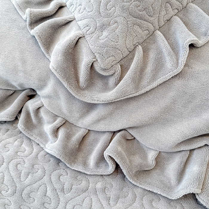 91家纺网 家纺一手货源 找家纺 归属 2025新款牛奶绒床盖四件套 高级灰