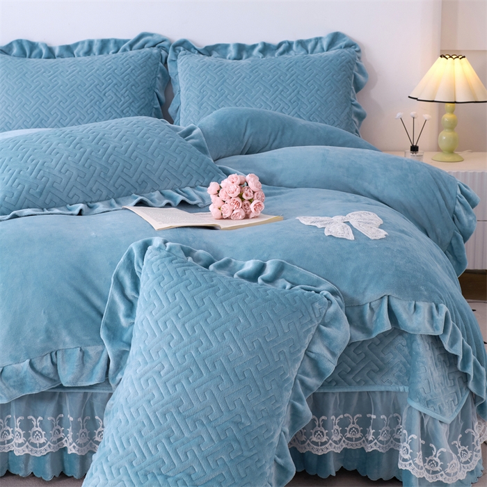 91家纺网 家纺一手货源 找家纺 畅畅家纺 2025新款11斤韩版冬季超柔加厚牛奶绒蝴蝶花边床盖四件套 宝蓝