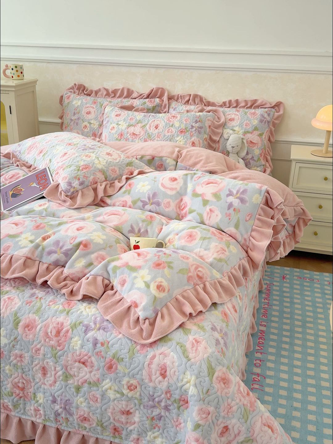 91家纺网 家纺一手货源 找家纺 归属 2025新款牛奶绒床盖四件套 花漾浅玫瑰