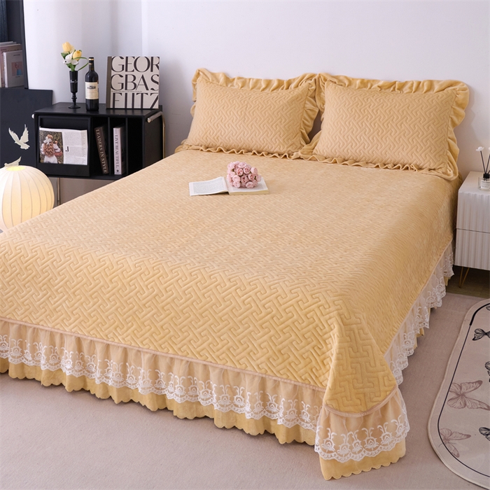 91家纺网 家纺一手货源 找家纺 畅畅家纺 2025新款11斤韩版冬季超柔加厚牛奶绒蝴蝶花边床盖四件套 布丁黄