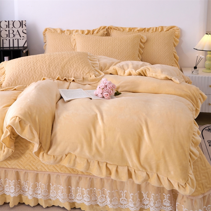 91家纺网 家纺一手货源 找家纺 畅畅家纺 2025新款11斤韩版冬季超柔加厚牛奶绒蝴蝶花边床盖四件套 布丁黄