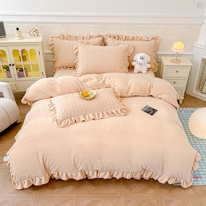 91家纺网 家纺一手货源 找家纺 归属 2025新款牛奶绒床盖四件套 卡其色