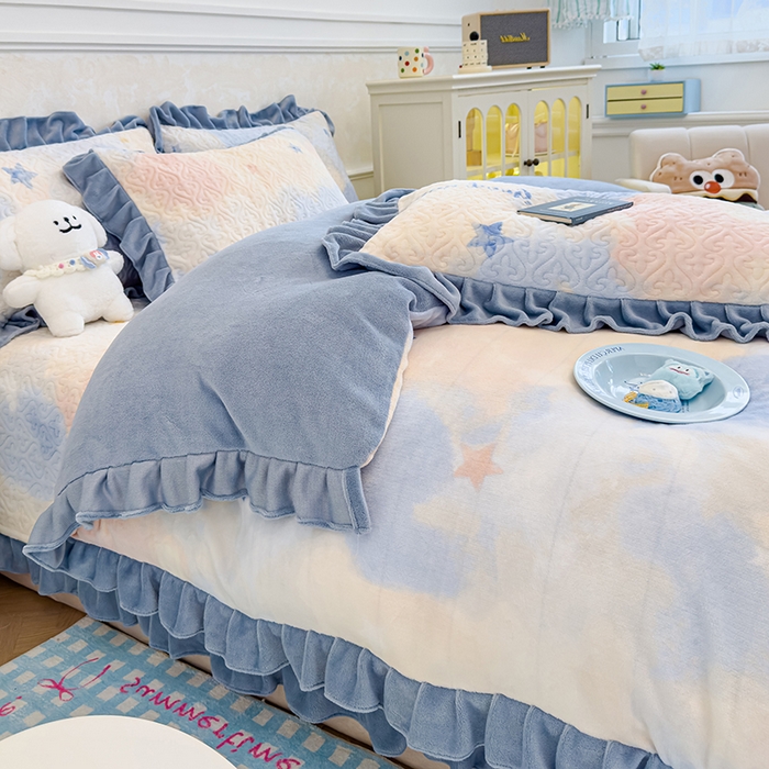 91家纺网 家纺一手货源 找家纺 归属 2025新款牛奶绒床盖四件套 浪漫星空蓝